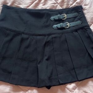 Black Pleated Mini Skort (Size: Med) NWOT